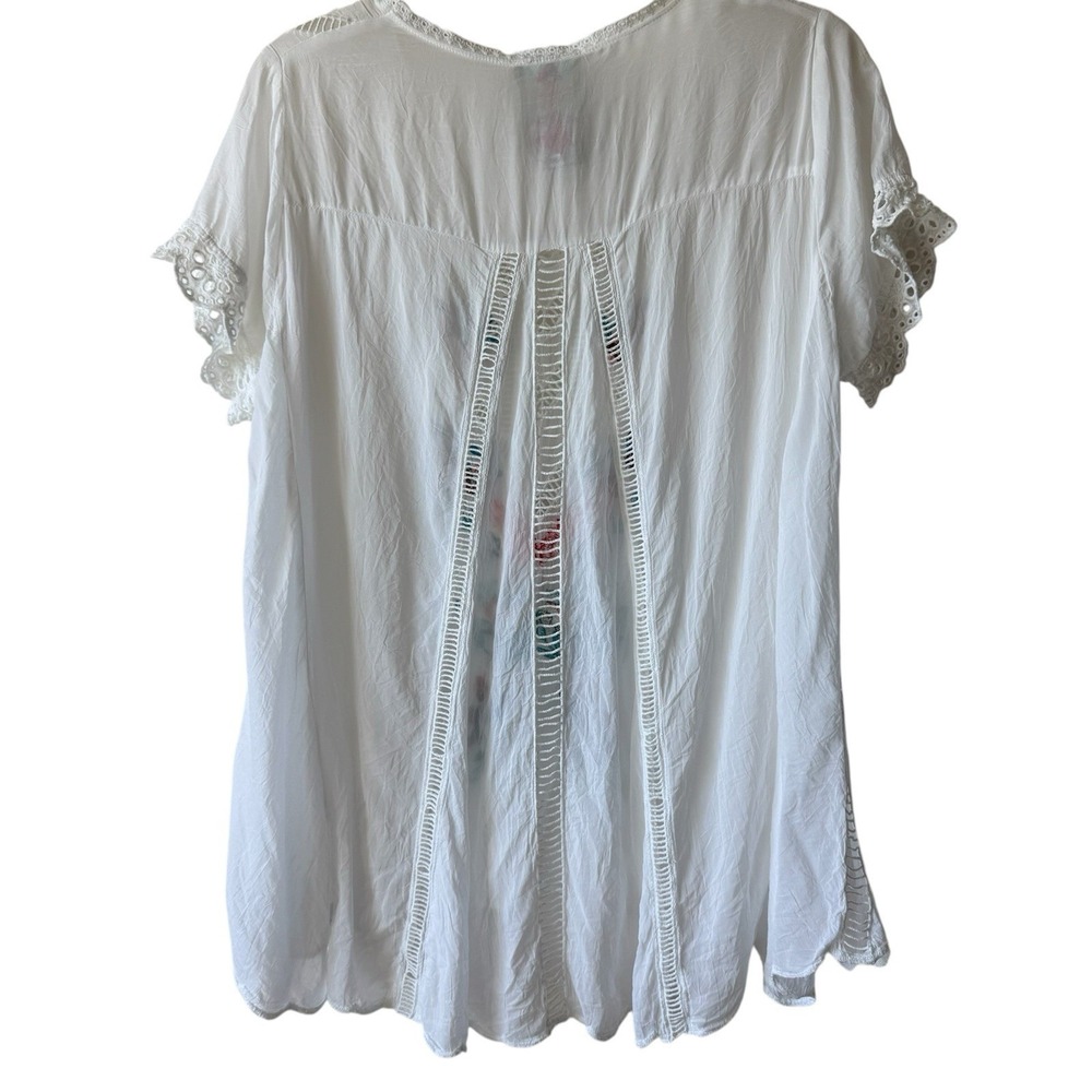 JOHNNY WAS Vara White Embroidered Eyelet Blouse M Cupra Rayon Boho Floral Top - Picture 2 of 8